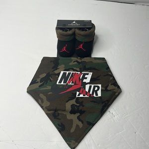 Jordan Bib and Sock Set